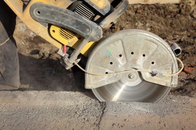 Provides cleaner cuts.